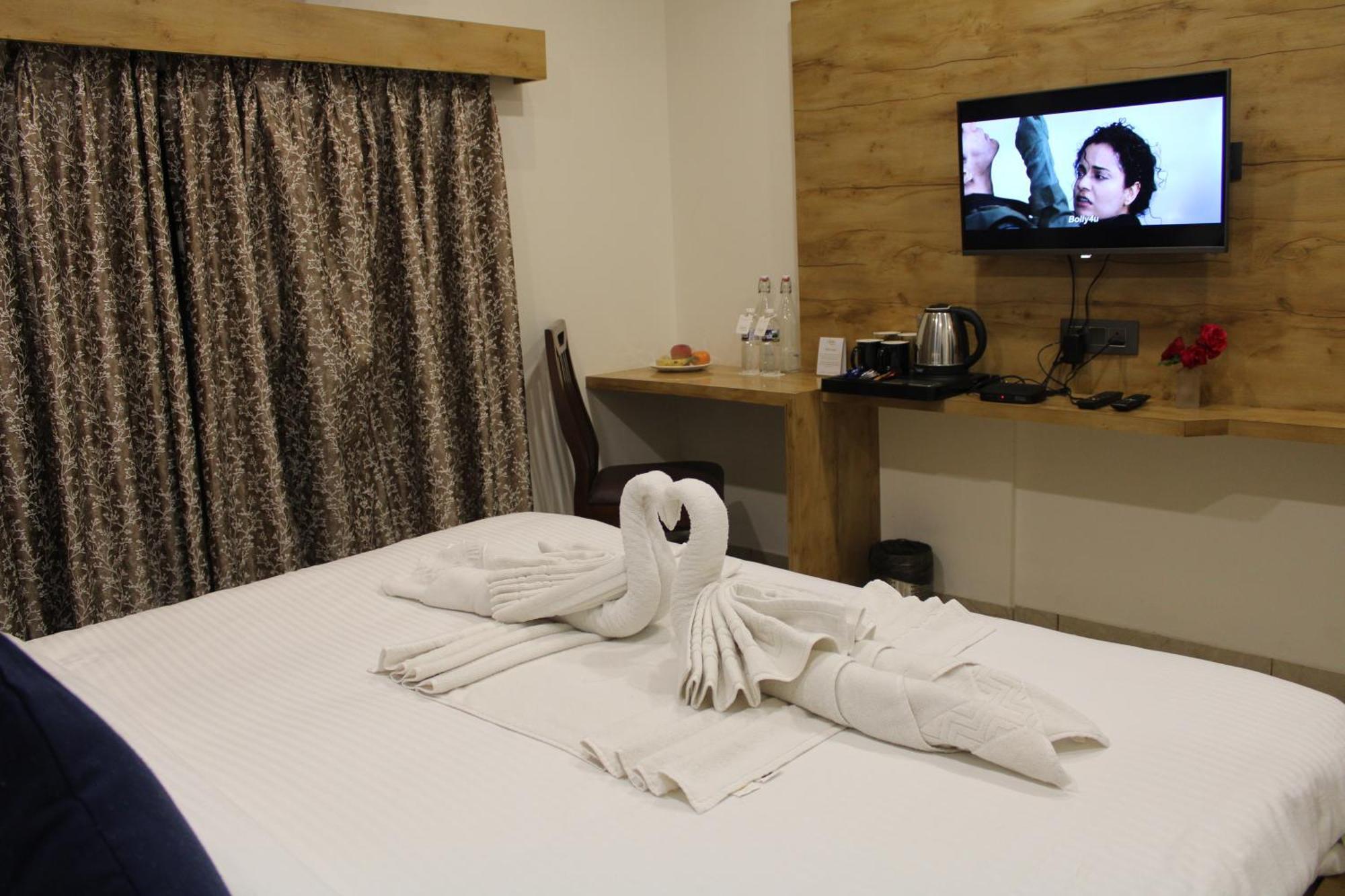 Clarks Collection Somnath Hotel Ngoại thất bức ảnh