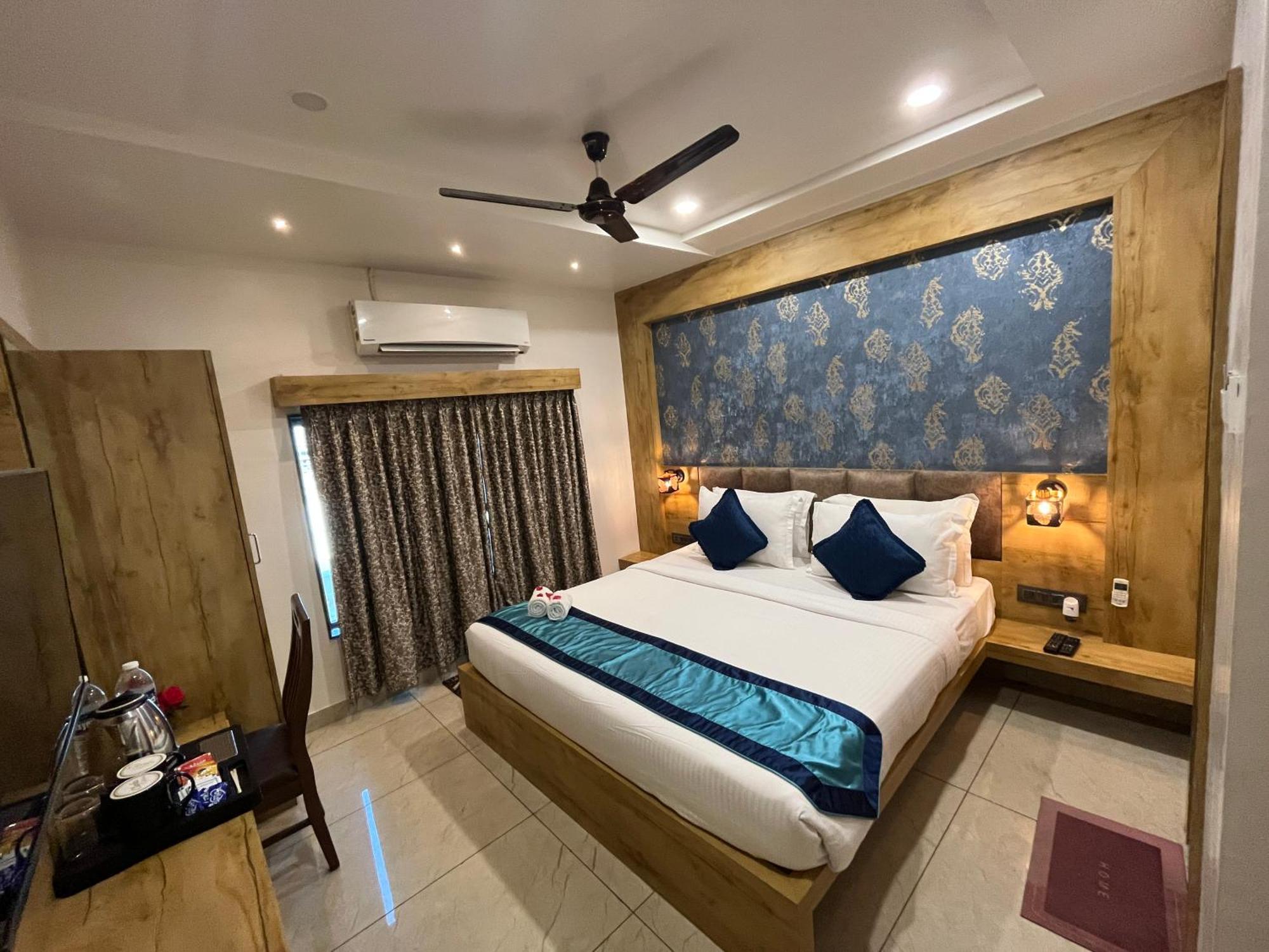 Clarks Collection Somnath Hotel Ngoại thất bức ảnh